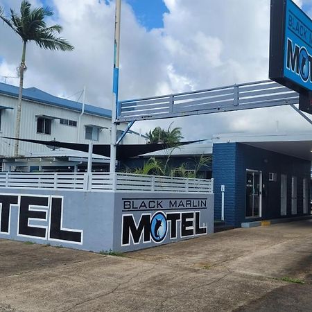 Black Marlin Motel Иннисфейл Экстерьер фото